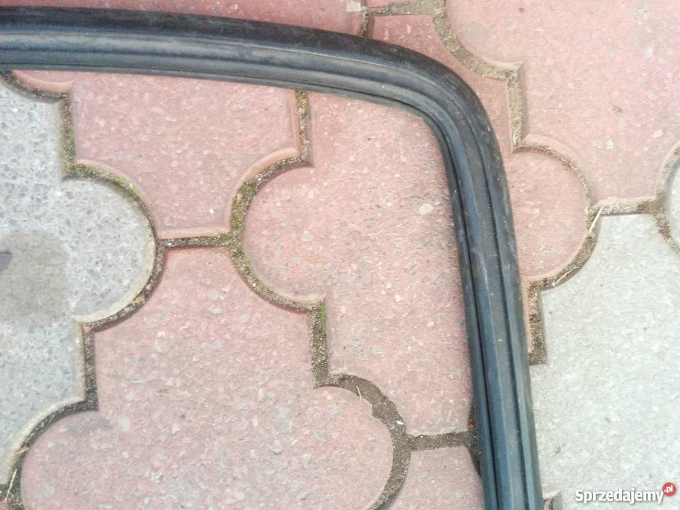 Polonez uszczelka szyby tylnej z klinem Części podkarpackie Stalowa Wola