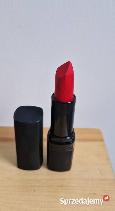 szminka pomadka Avon ultramatowa ruby kiss małopolskie Kraków sprzedam