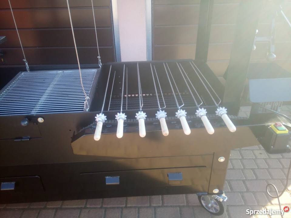 Gastronomiczny grill cateringowy węglowy Grillowanie Damasławek