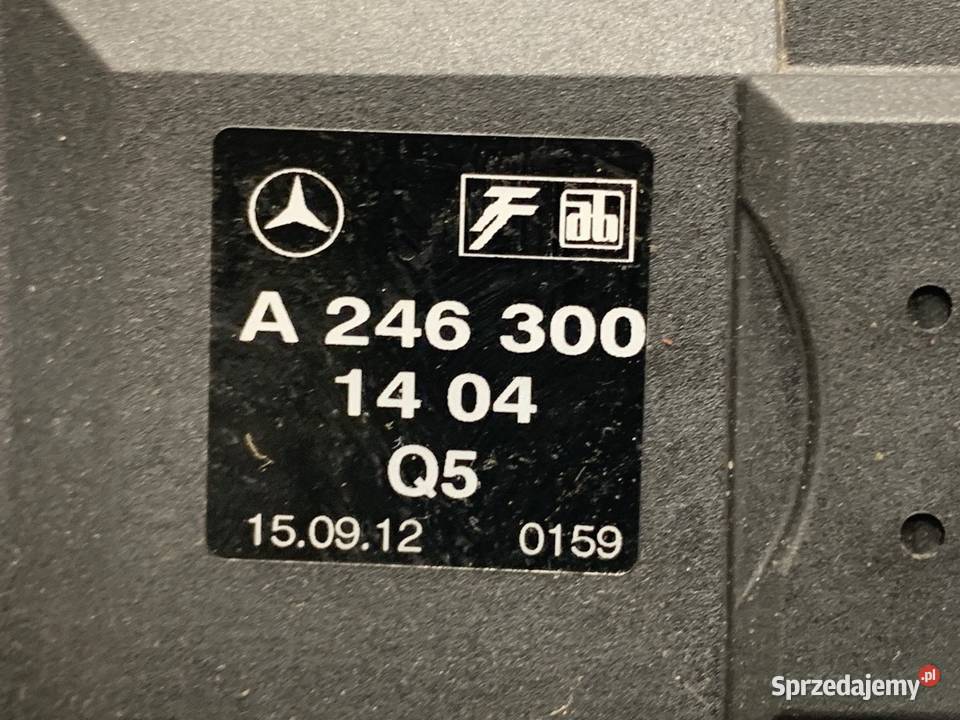 POTENCJOMETR GAZU MERCEDES W176 2463001404 16 osobowe Potencjometry