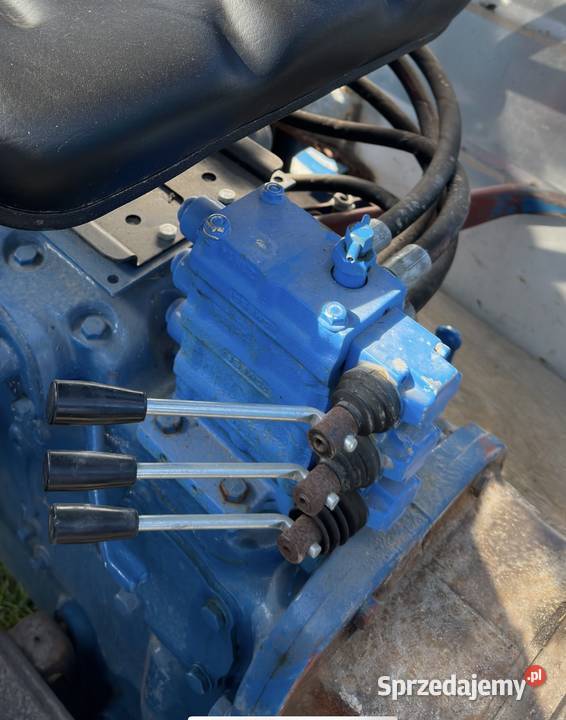 Ciągnik Ford 2000 Józefów nad Wisłą