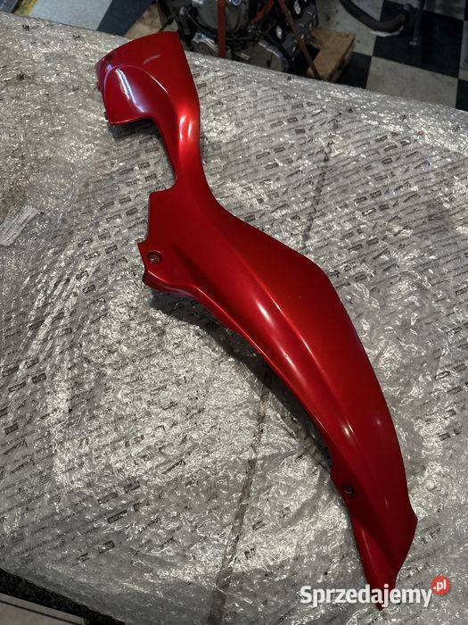 Suzuki UC 125150 Bok Prawy Owiewka Boczek Osłona Poznań sprzedam
