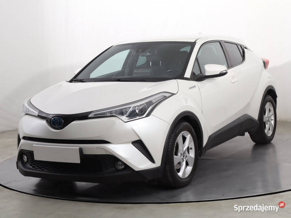 Toyota CHR 18 Hybrid asystent pasa ruchu śląskie Katowice