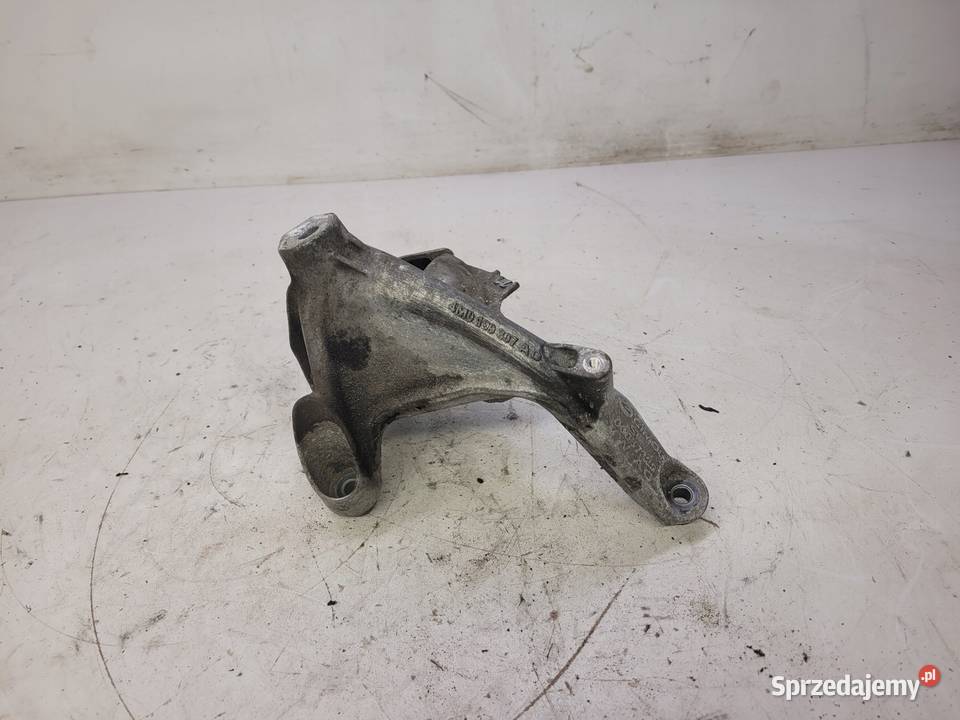 ŁAPA SILNIKA LEWA AUDI A4 B9 A5 4M0199307AD Przystajń sprzedam