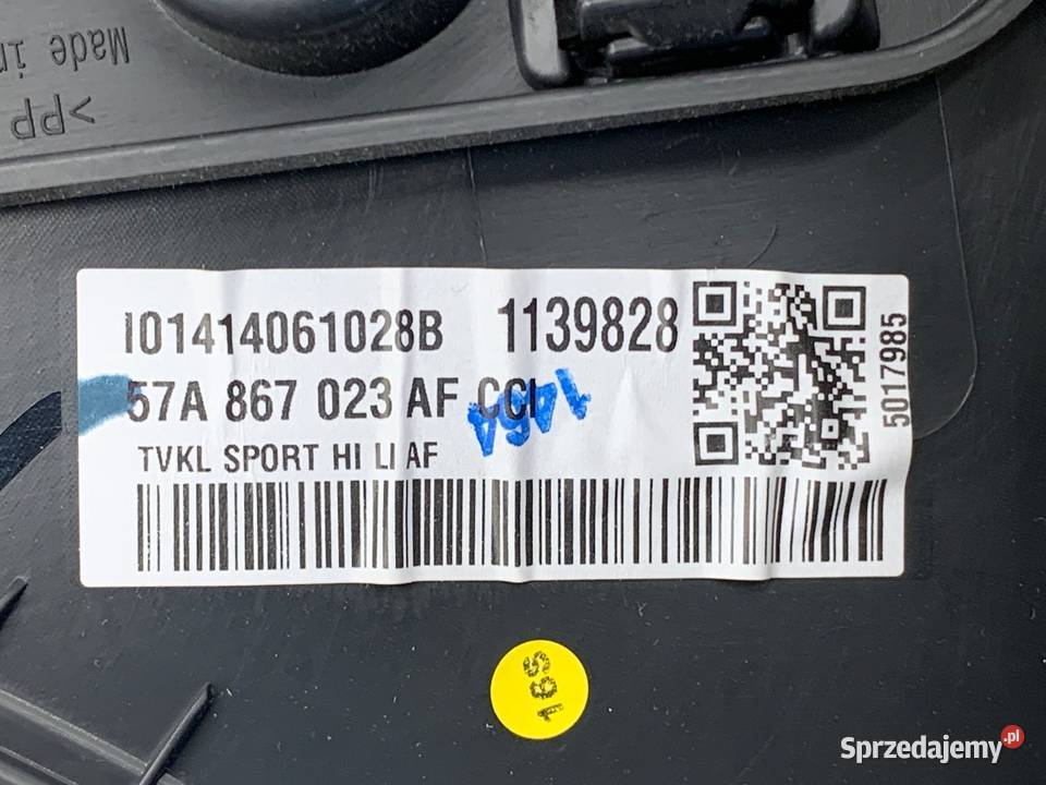 BOCZEK DRZWI PRAWY TYŁ SKODA KAROQ SUV TAPICERKA sprzedam