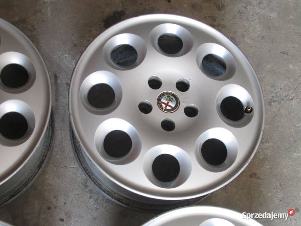 Felgi aluminiowe 5x98x16 Alfa Romeo Fiat Lancia Średnica 16" lubelskie Tomaszów Lubelski sprzedam