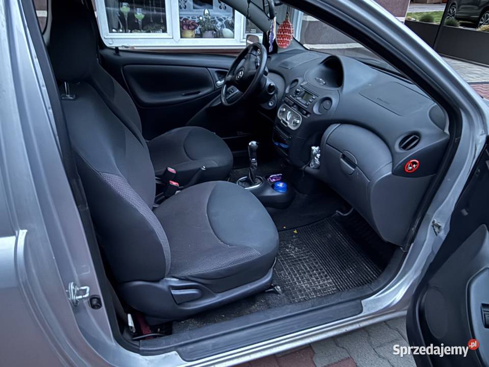 Toyota yaris klima 2 kpl kół 14 D4D Częstochowa