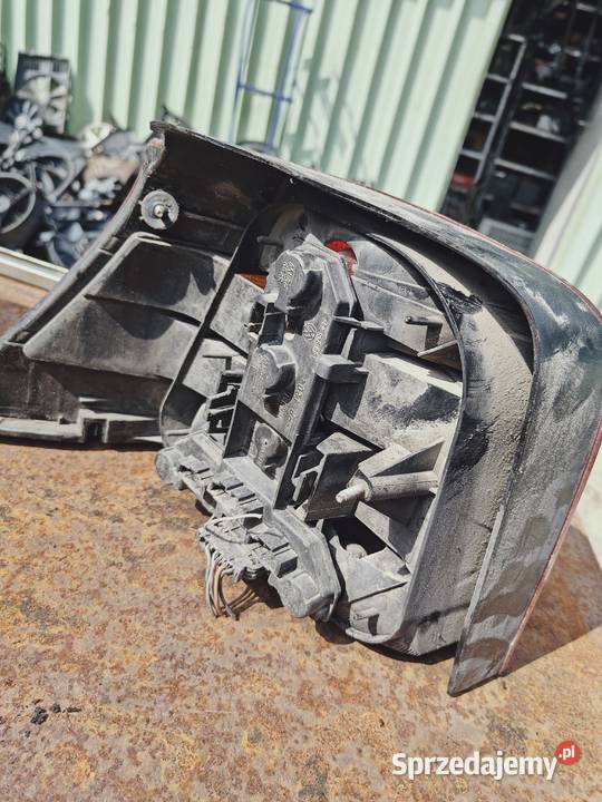 Lampy tylnie volkswagen golf 4 mazowieckie Łagów sprzedam