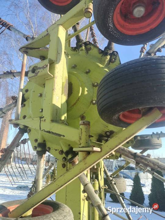 Zgrabiarka karuzelowa Claas liner 780 Śmigiel