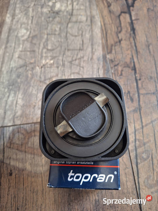 Korek wlewu oleju N52 nowy Białystok