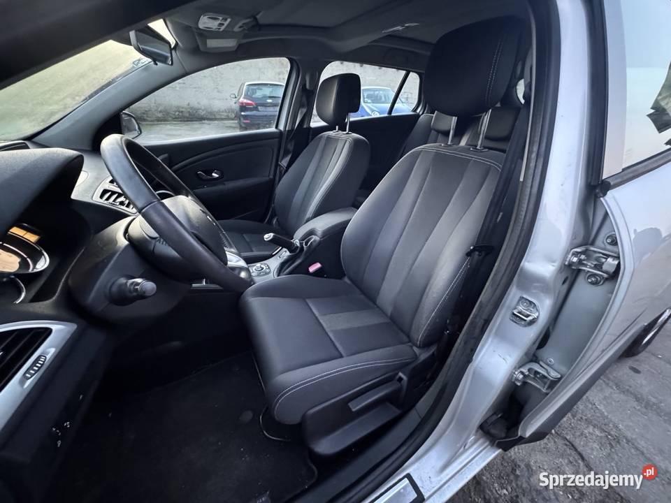 Renault Megane 2014r 14TCE W całości na części uszkodzony Iława