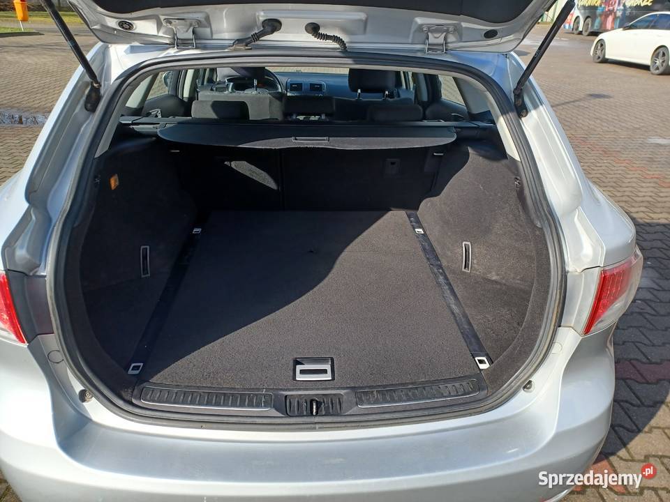 Toyota Avensis T27 2011r D4D 20 diesel 126 radio Brzeg