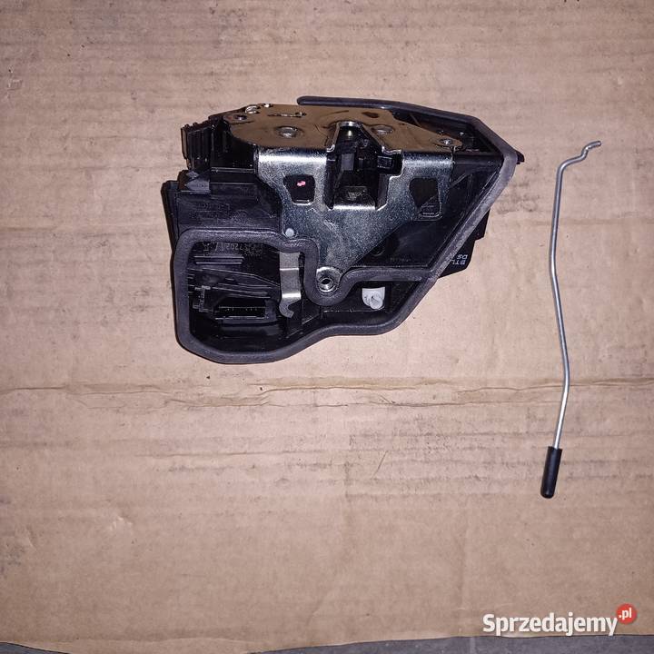 Zamek Drzwi lewy BMW F20 F21 Kielce sprzedam