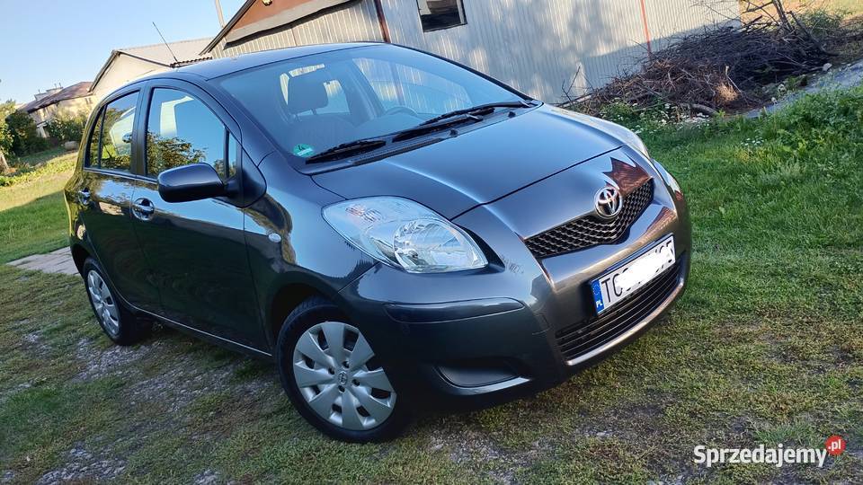 Toyota Yaris 13 B 1016 biegówSuper stanz Niemiec ESP Opatów
