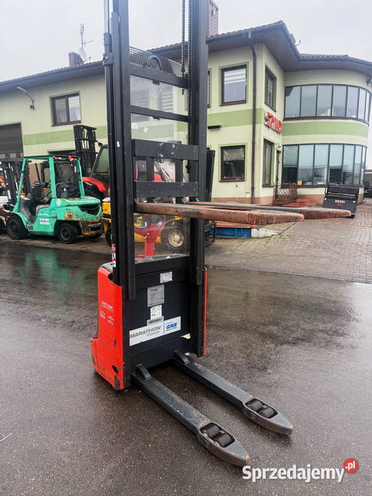 paleciak elektryczny z masztem LINDE L12 1200 Działoszyn