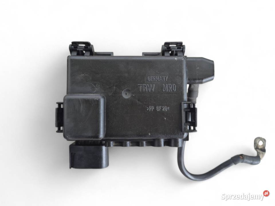 SKRZYNKA BEZPIECZNIKÓW MOSTEK AUDI TT 18 T osobowe świętokrzyskie Działoszyce