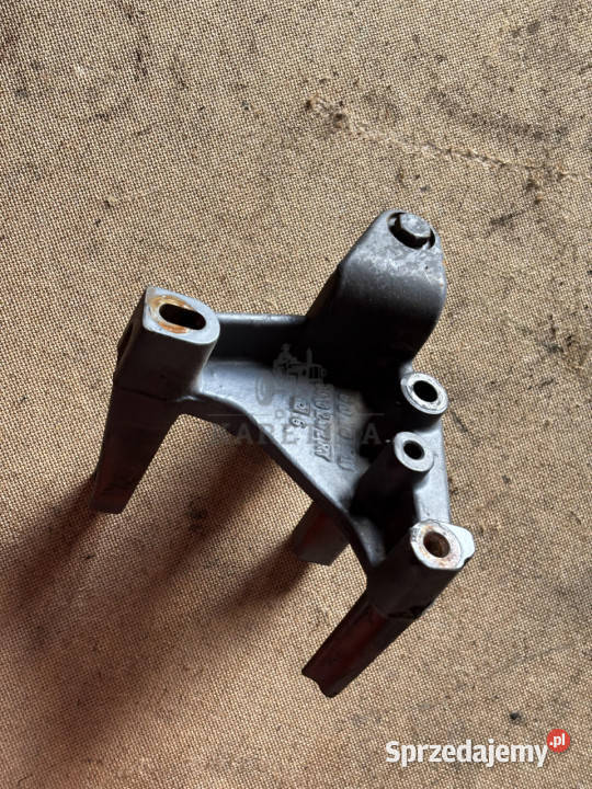 Deutz TD2011 D2011 D2011L04W Uchwyt Alternatora Jastrzębniki