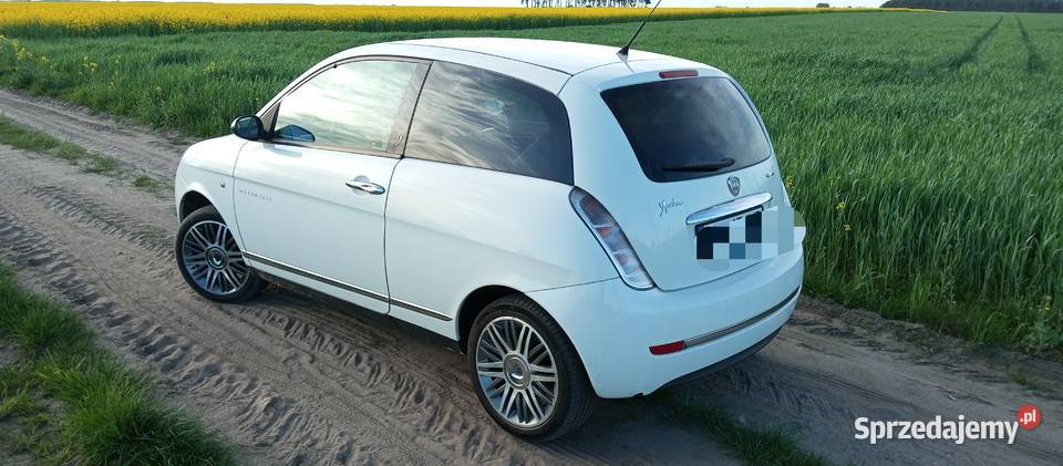 Lancia Ypsilon Moda Milano 14 benzyna zgrabne 146000km Wschowa