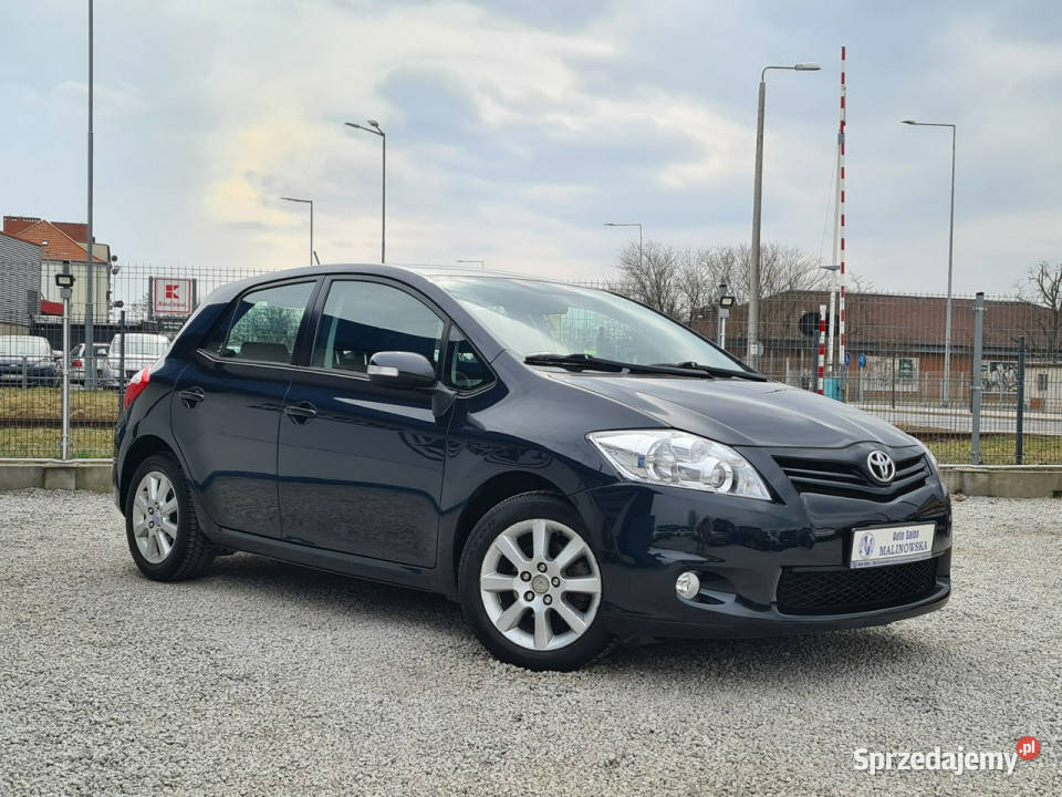 Toyota Auris 99 16 132 Klimatyzacja Halogeny Rok produkcji 2012