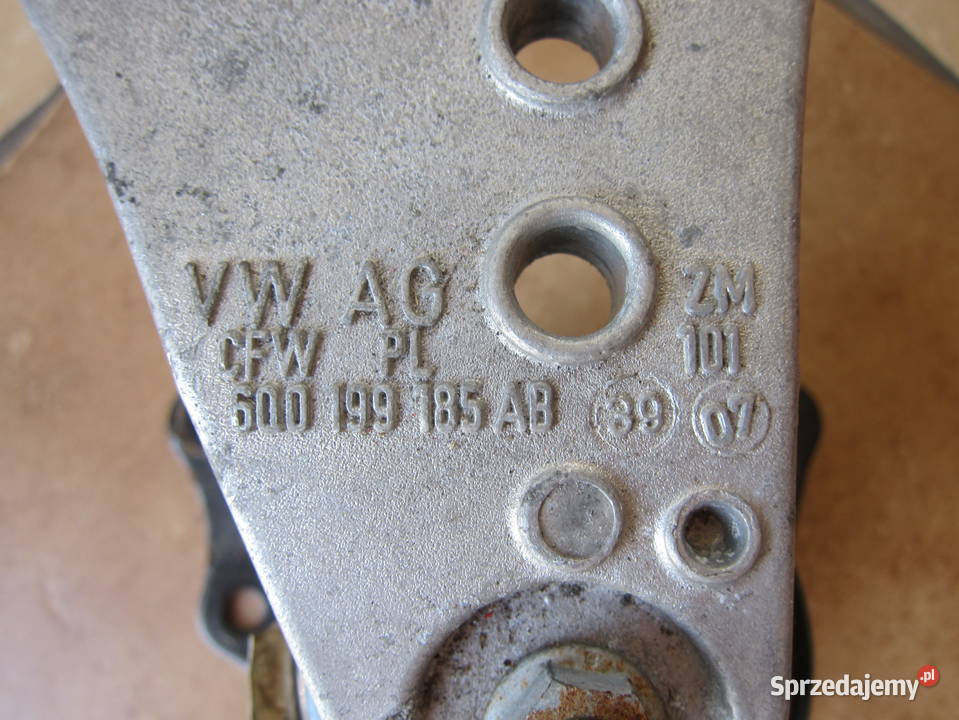 VW Audi Seat Skoda Łapa poduszka silnika NOWA osobowe lubelskie sprzedam