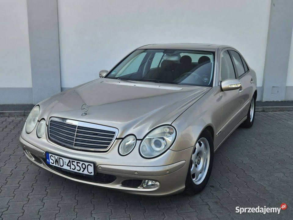 Mercedes E 220 E 220 CDI 150 W211 20022009 Rok produkcji 2003 Rybnik sprzedam