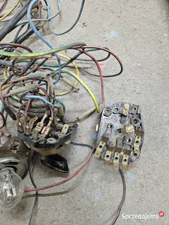 Instalacją elektryczna stacyjka oprawka Mz 250 Stacyjki Kłodawa