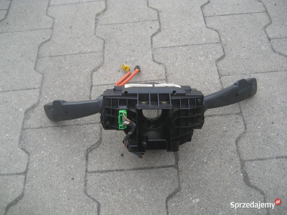 volvo v50 0412r przełącznik kierunkowskazów Rakoniewice