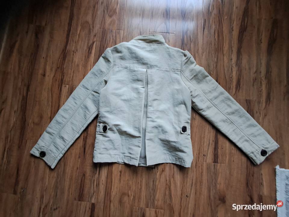 cienka beżowa kurteczkażakiecik marksspencer na Marks & Spencer