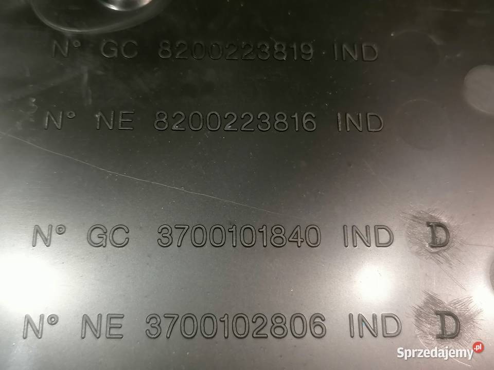 szuflada schowek 8200223819 pod fotel przód Piotrków Trybunalski