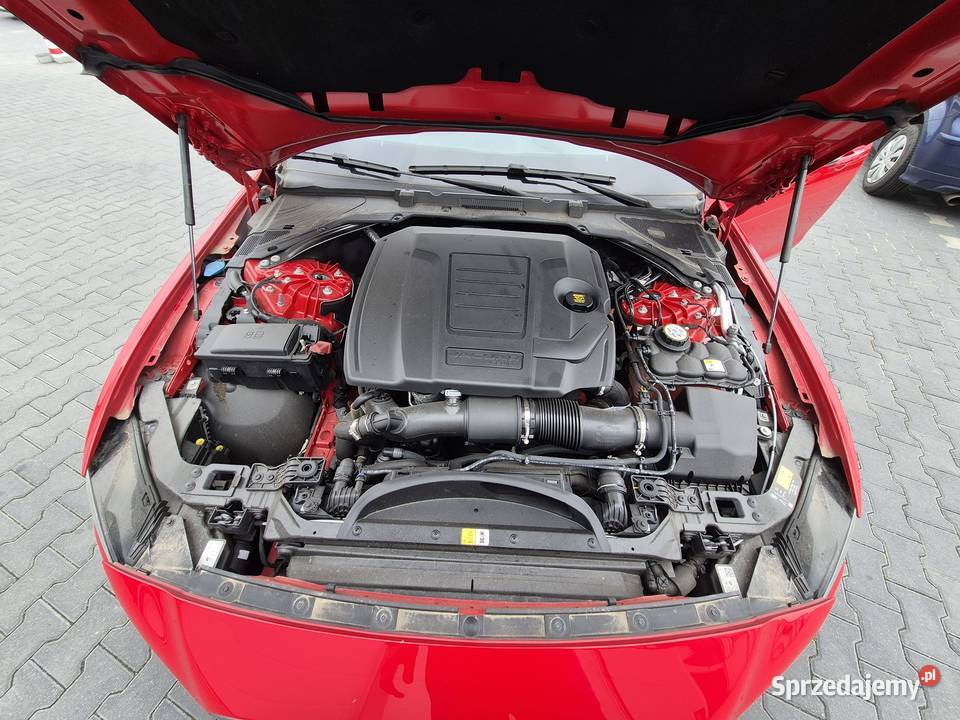 Syndyk sprzeda Jaguar XE 20P I4 250 RWD Auto Warszawa sprzedam
