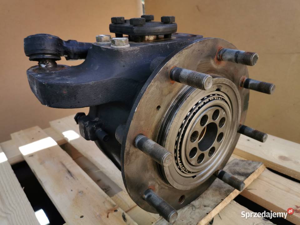 Zwrotnica prawy przód Cat TH 407 Carraro Wilkowo