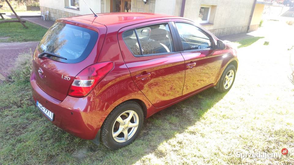 Hyundai i20 Rok produkcji 2009 Czarna sprzedam