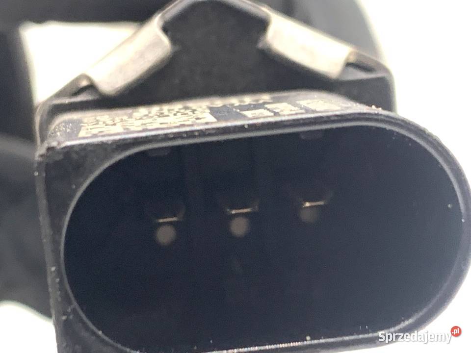 LISTWA WTRYSKOWA Z CZUJNIKIEM AUDI Q3 II sprzedam