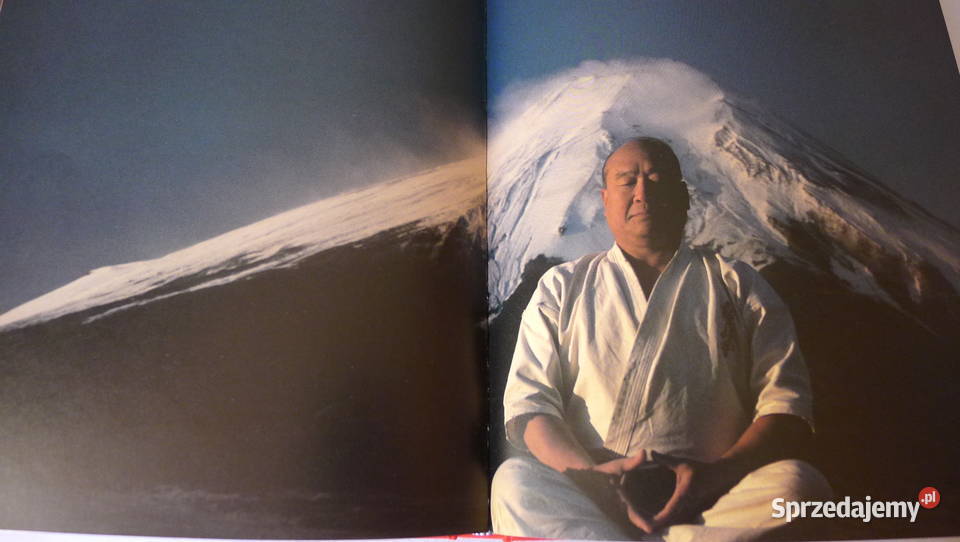 MAS OYAMA Kyokushin Karate Photo Radom