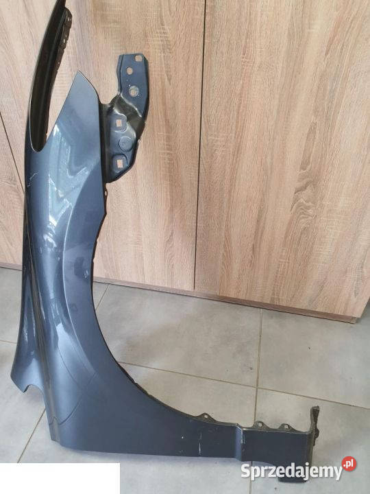 Honda Civic VIII sedan błotnik prawy przód 2006 Części samochodowe lubelskie Kozubszczyzna