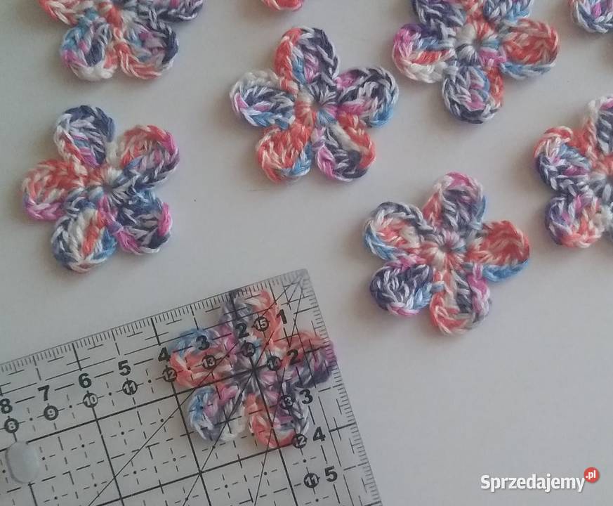 Aplikacje kwiaty kwiatki szydełkowe Handmade pomorskie sprzedam
