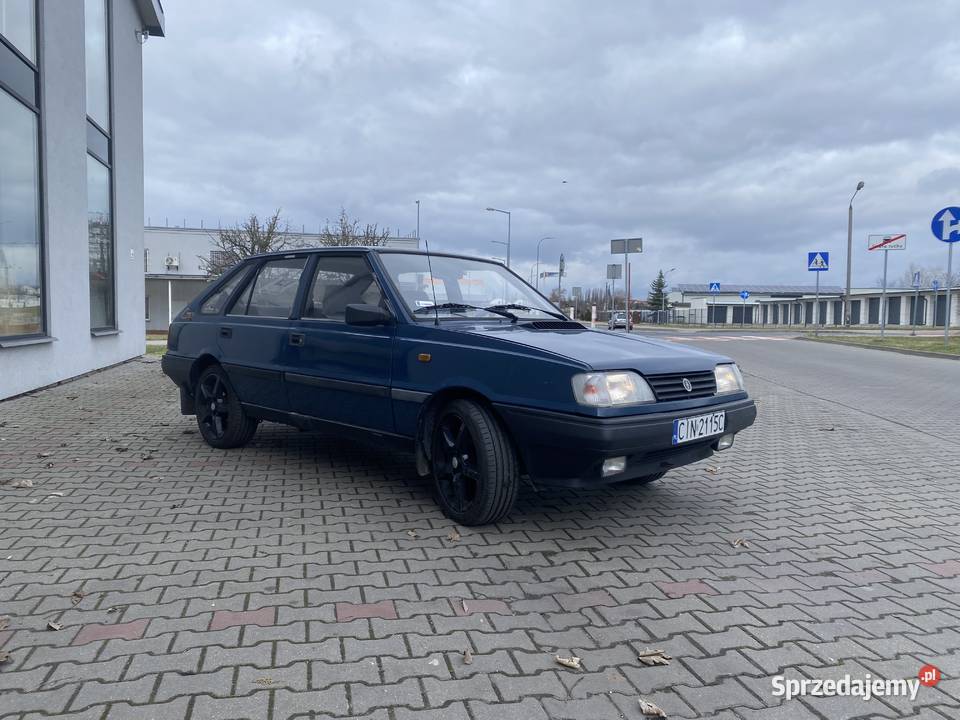 Polonez Caro 20 16v omega Inowrocław