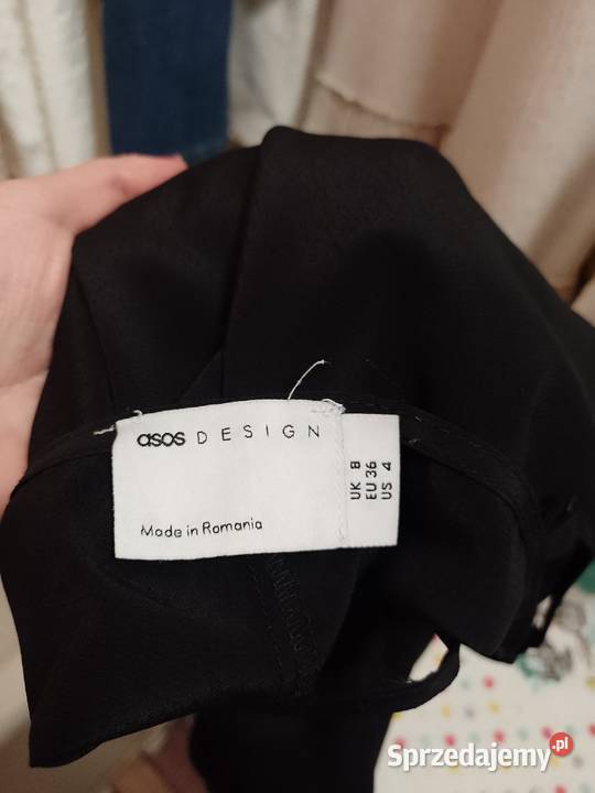 36S ASOS Design Czarna Halka pod sukienkę z Halki i koszulki Kraków