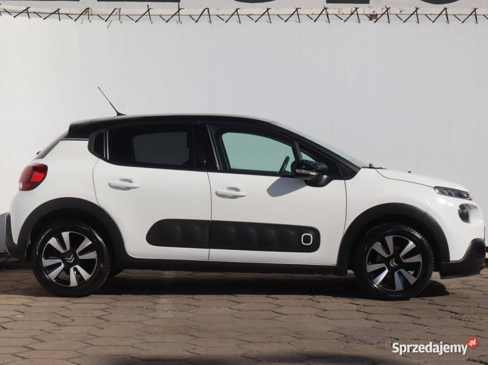Citroen C3 12 PureTech światła przeciwmgielne Łódź