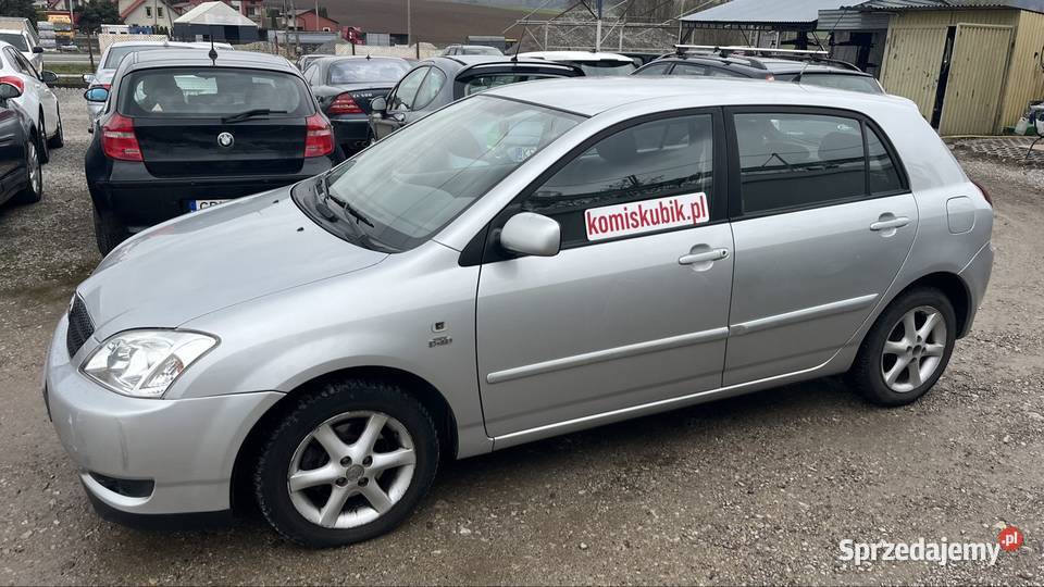 Toyota corolla w super stanie srebrny Corolla Wieliczka sprzedam