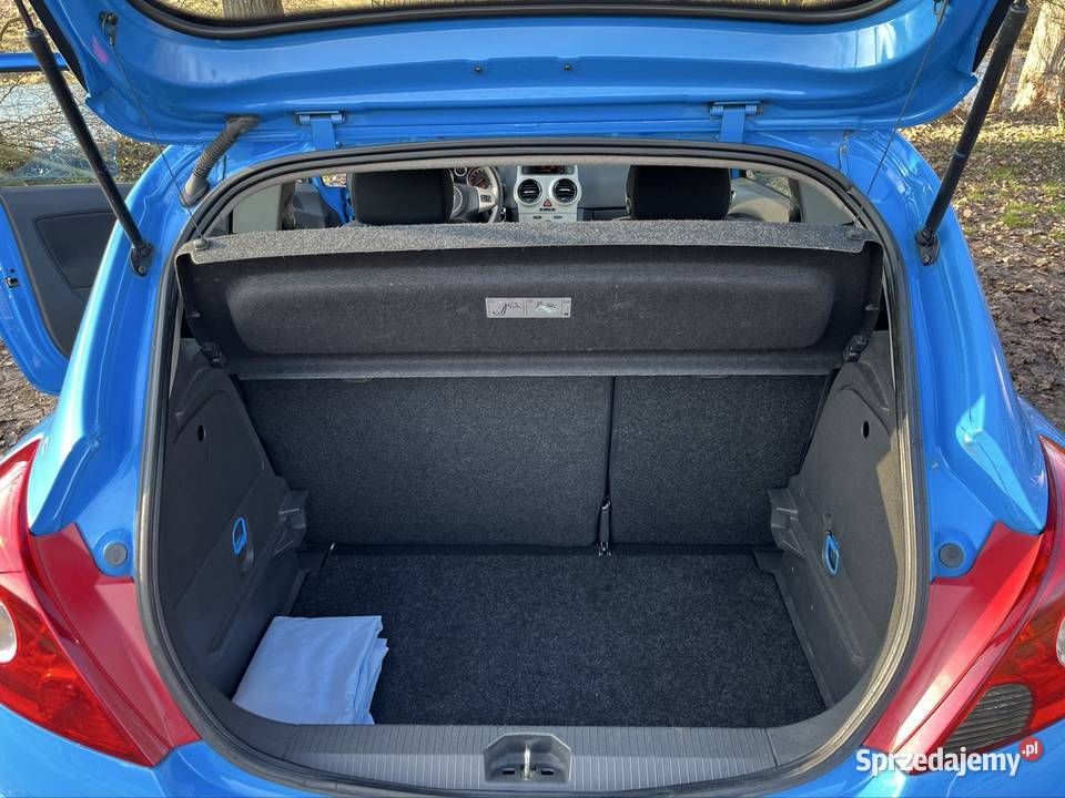 Opel Corsa D Strobin