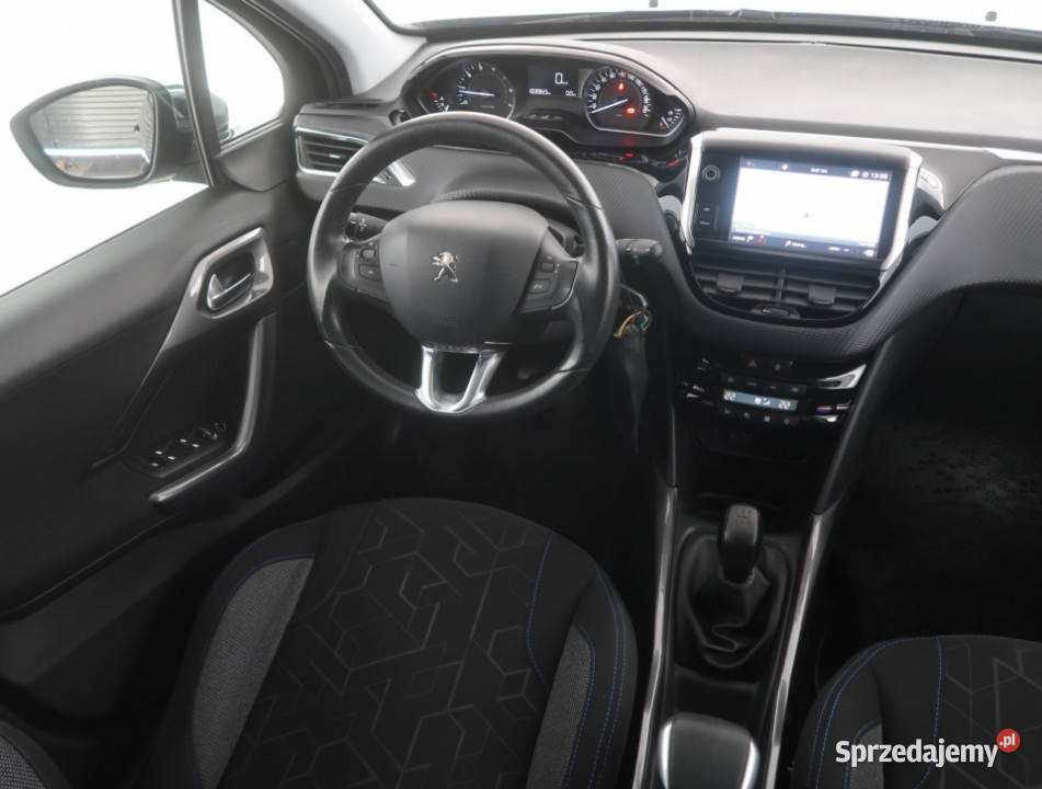 Peugeot 2008 12 PureTech komputer pokładowy dolnośląskie Bielany Wrocławskie