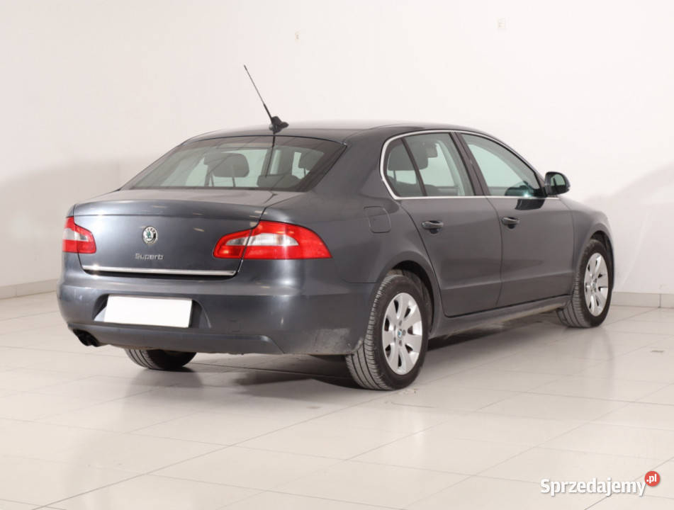 Skoda Superb 20 TDI wielofunkcyjna kierownica