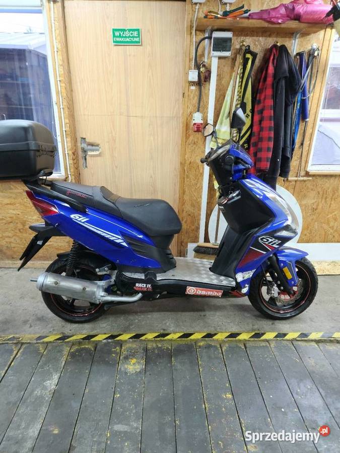 SKUTER 125 JUNAK 611 NOWE OPONY KASK SPRAWNY KAT pomorskie