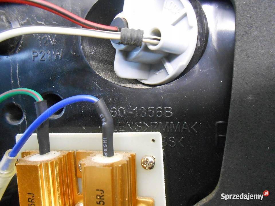 LAMPA PRAWA TYLNA TYŁ LED SKODA OCTAVIA II KOMBI sprzedam