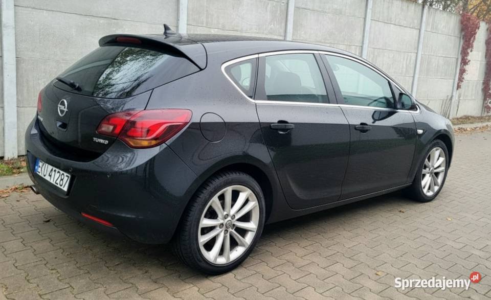 Opel Astra J 14T 140 stan gniazdo USB Łódź