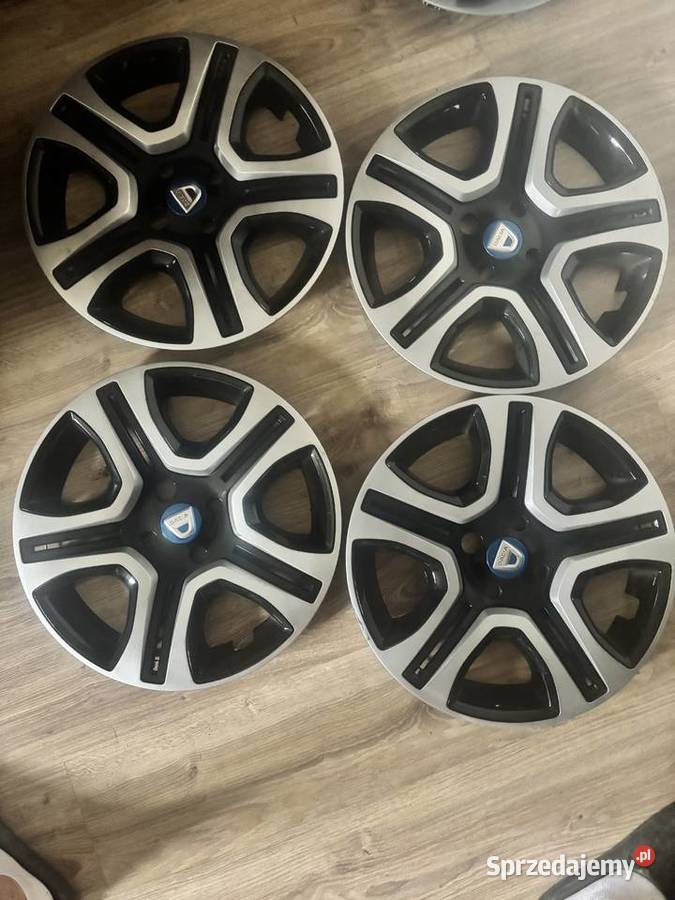Kołpaki Dacia cztery ładne Koszalin sprzedam