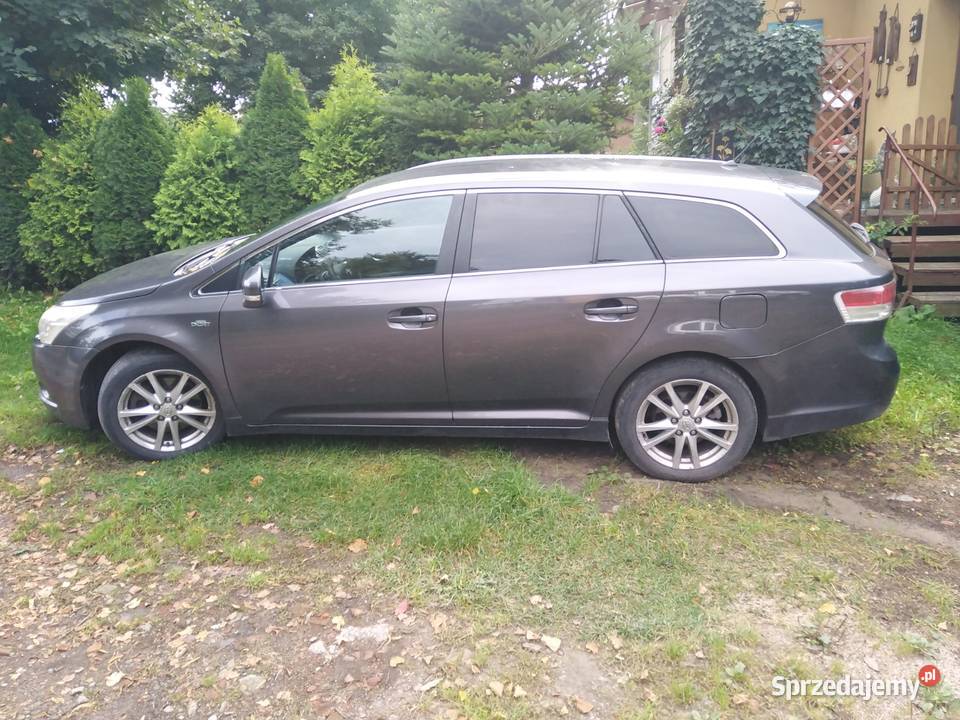 Toyota Avensis 22 diselautomat 2010bogate pomorskie Bądki sprzedam