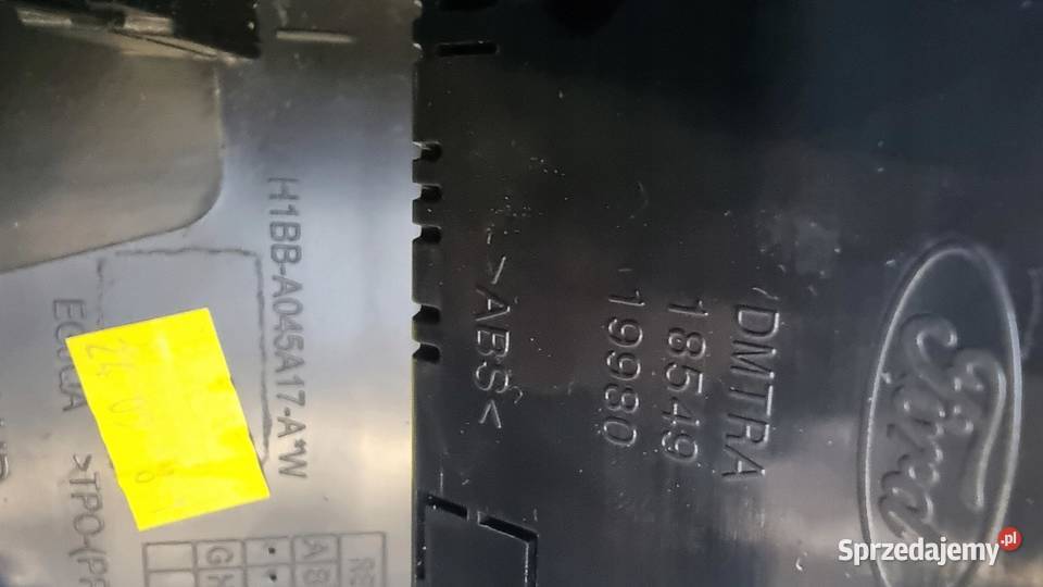 FORD FIESTA MK8 Panel klimatyzacji RAMKA sprzedam
