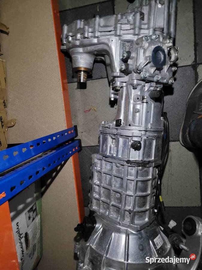 SKRZYNIA BIEGÓW MAZDA T1T3T304 00168 R581 terenowe